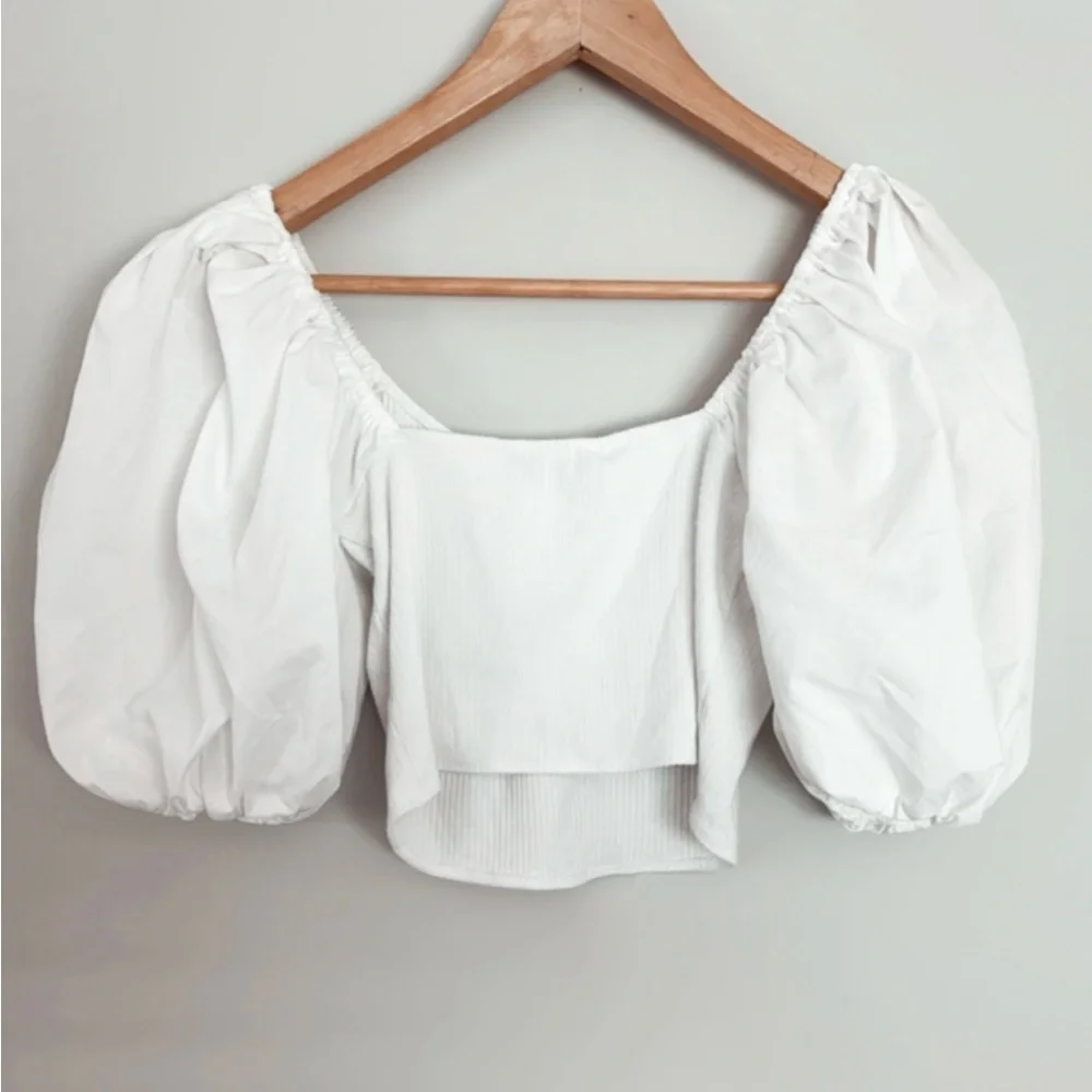 Abercrombie & Fitch White Puff Sleeve Crop Blouse
